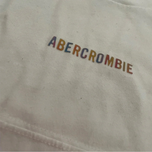 4/$25 Abercrombie kids Boys White Long Sleeve T-Shirt with Holographic Logo - Picture 5 of 7